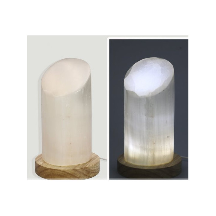 {
  "name": "Cylindrical Selenite Lamp 20/25cm"
}