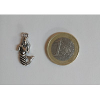 {
  "name": "Amulet - Iemanjá Mermaid"
}