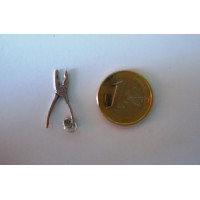 {
  "text": "Amulet - Working Tool"
}