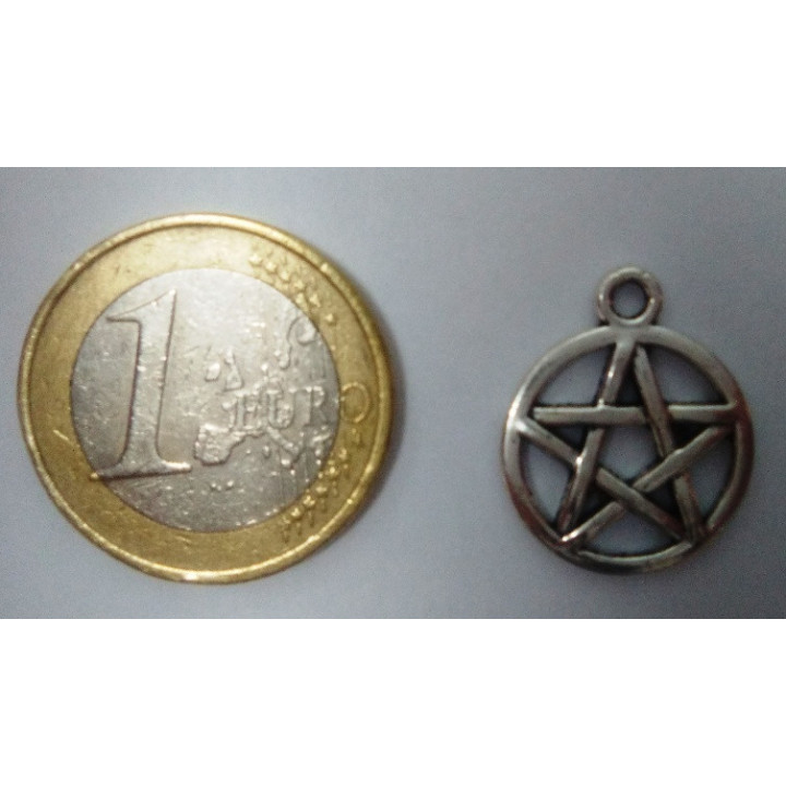 {
  "name": "Pendant - Pentagram"
}