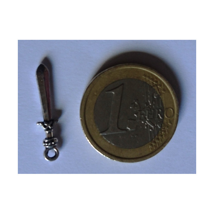 {
  "name": "Amulet - Sword"
}