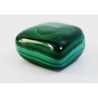 {
  "name": "Rolled Malachite - 30 - 50GR"
}