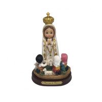 {
  "text": "Image of the Fátima child apparition"
}