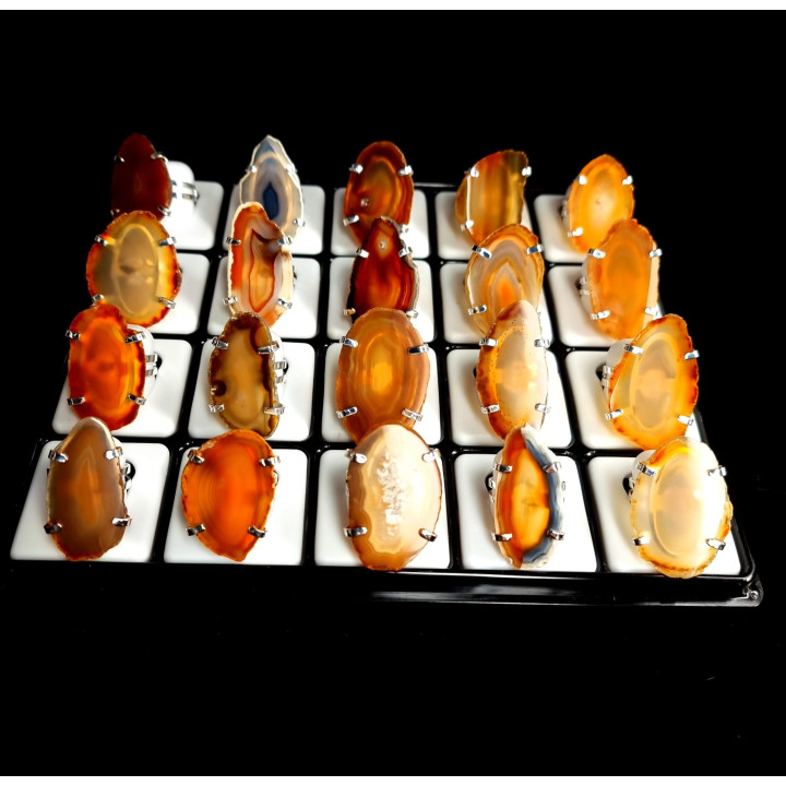 {
  "product_name": "Agate Ring"
}